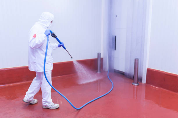 Best Animal Enclosure Cleaning  in Westview, FL